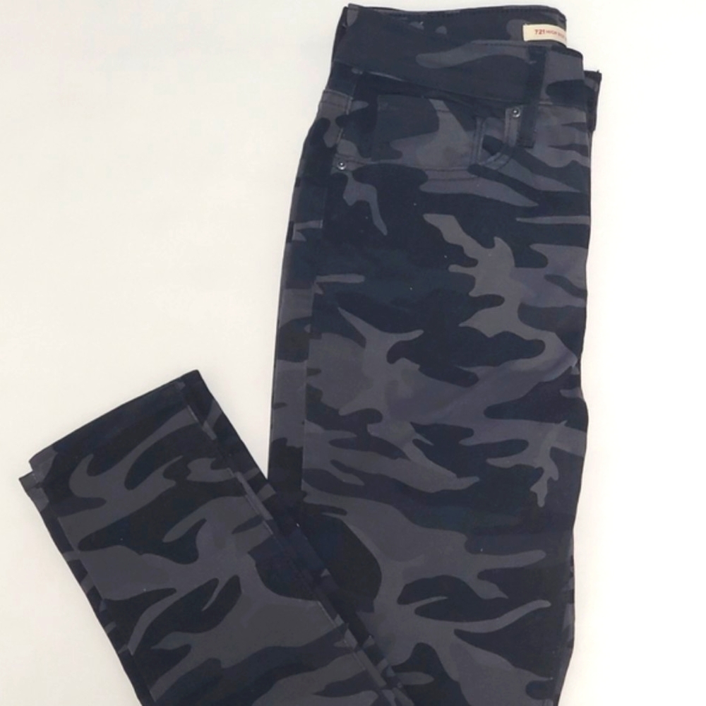 Levis, Black/Grey, Sz 4